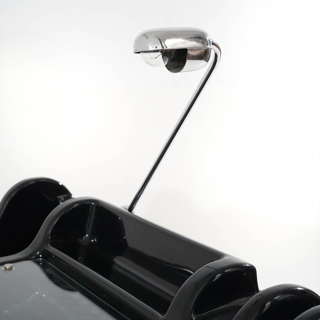 Desk with lamp by Vittorio Parigi and Nani Prina for Molteni, 1970s