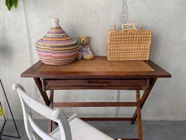 Desk / dressing table on trestle