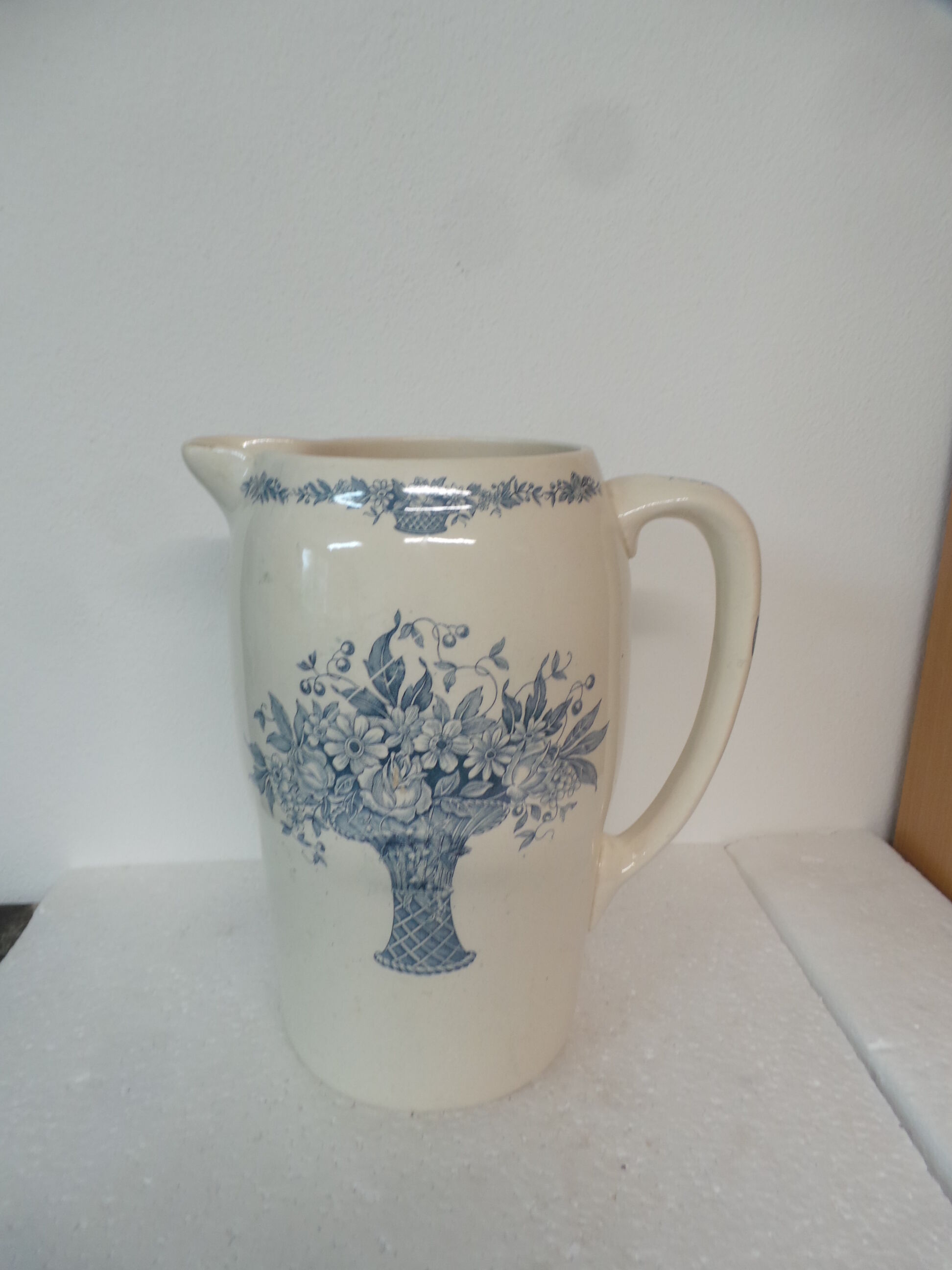Broc a eau Longchamp Versailles Paris decor floral