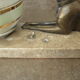 Art deco table lamp in marble and bronze dog figurine