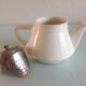 White theiere by Villeroy and Boch vintage 50/60s