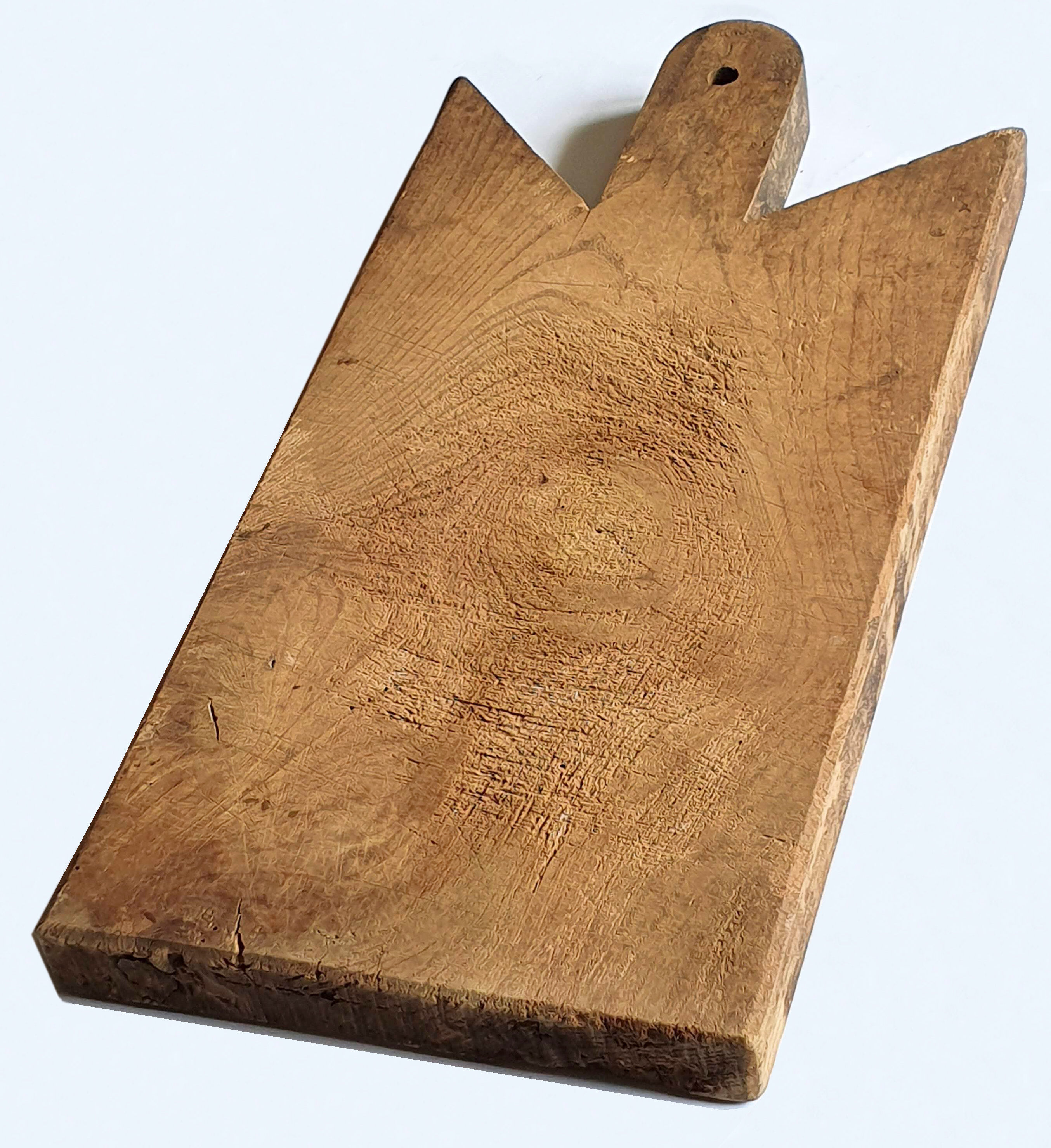 Wooden cutting board