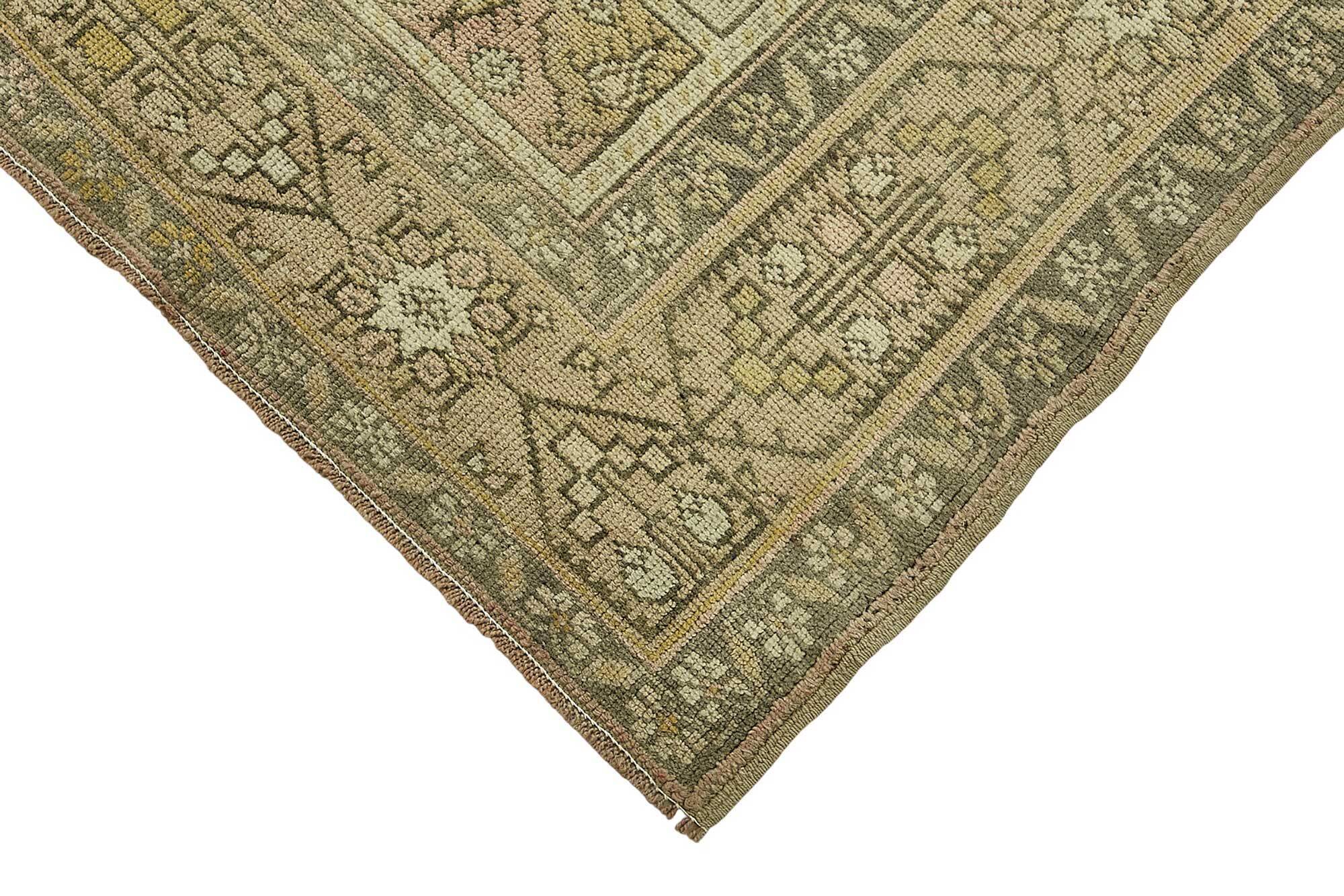 Turkish Vintage Anatolian Rug 154 cm x 278 cm