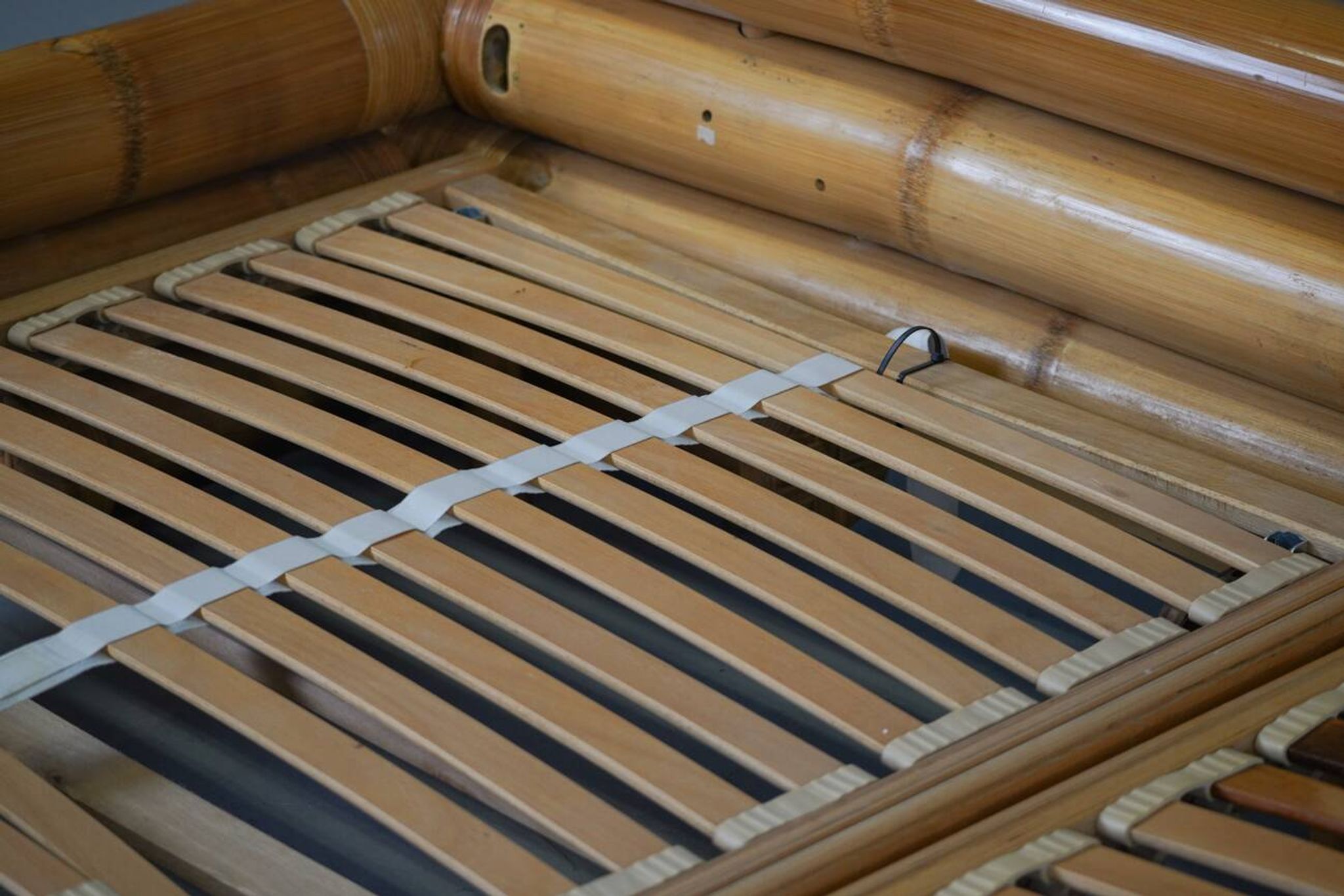 Vintage bamboo bedframe, Asia 1990s