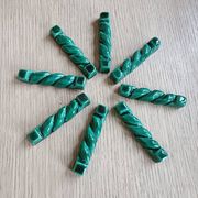 8 porte-couteaux en céramique verte