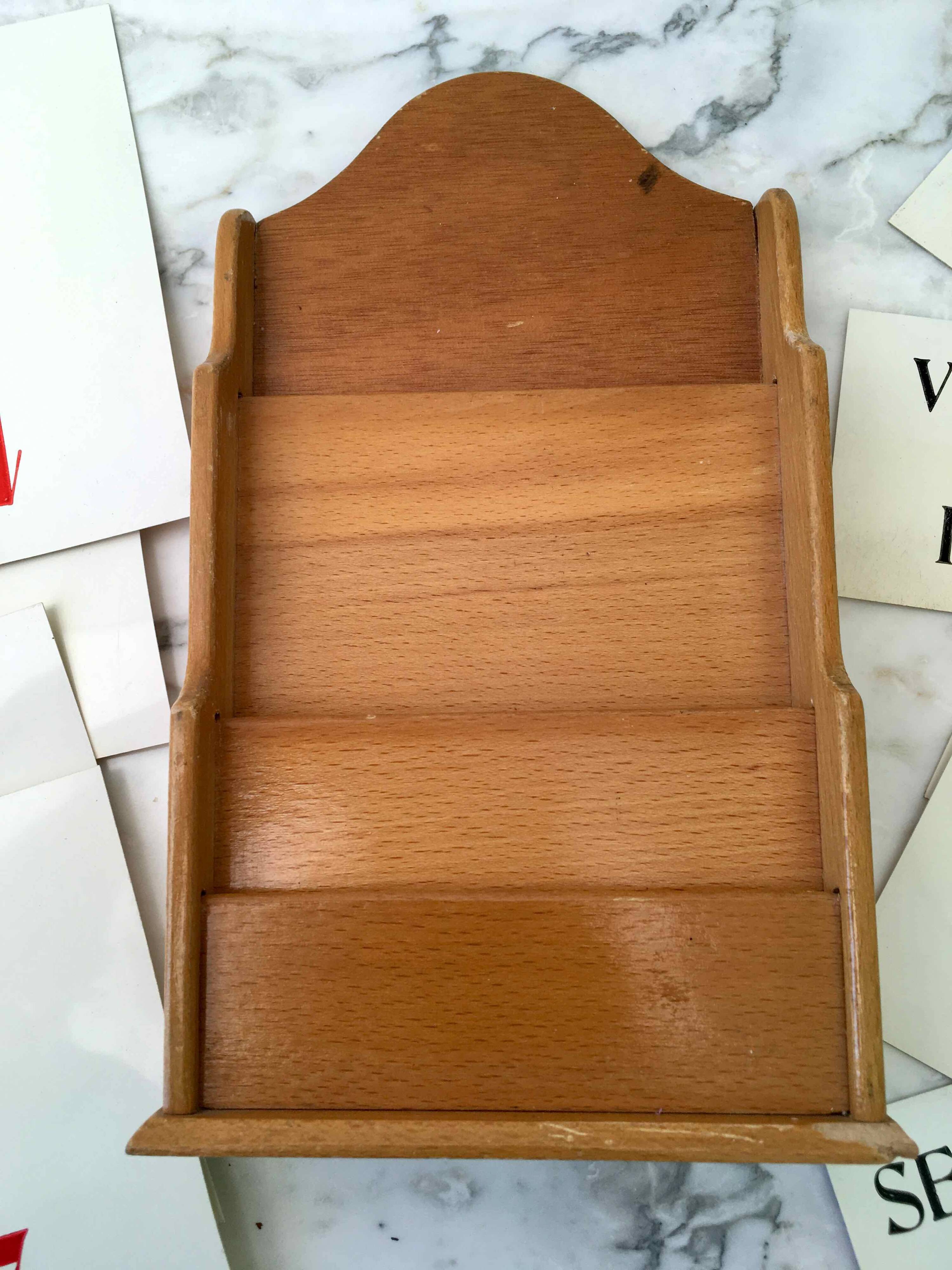 Perpetual calendar 1940s