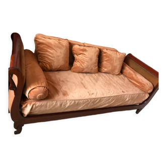 Empire-style swan neck bed