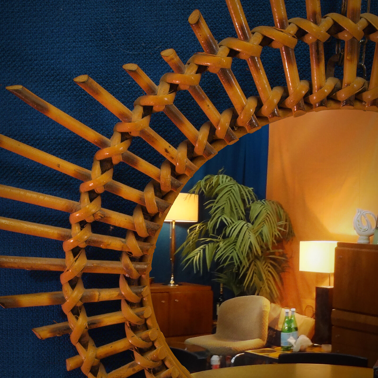 Large mirror sun rattan 65 cm