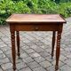 Petite table ancienne en chêne