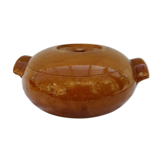 Burgundy tripière