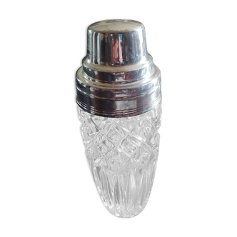 Crystal shaker