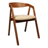 Oak wood Dining Chairs Yellow Vintage Upholstery, personalize option, HoReCa spaces