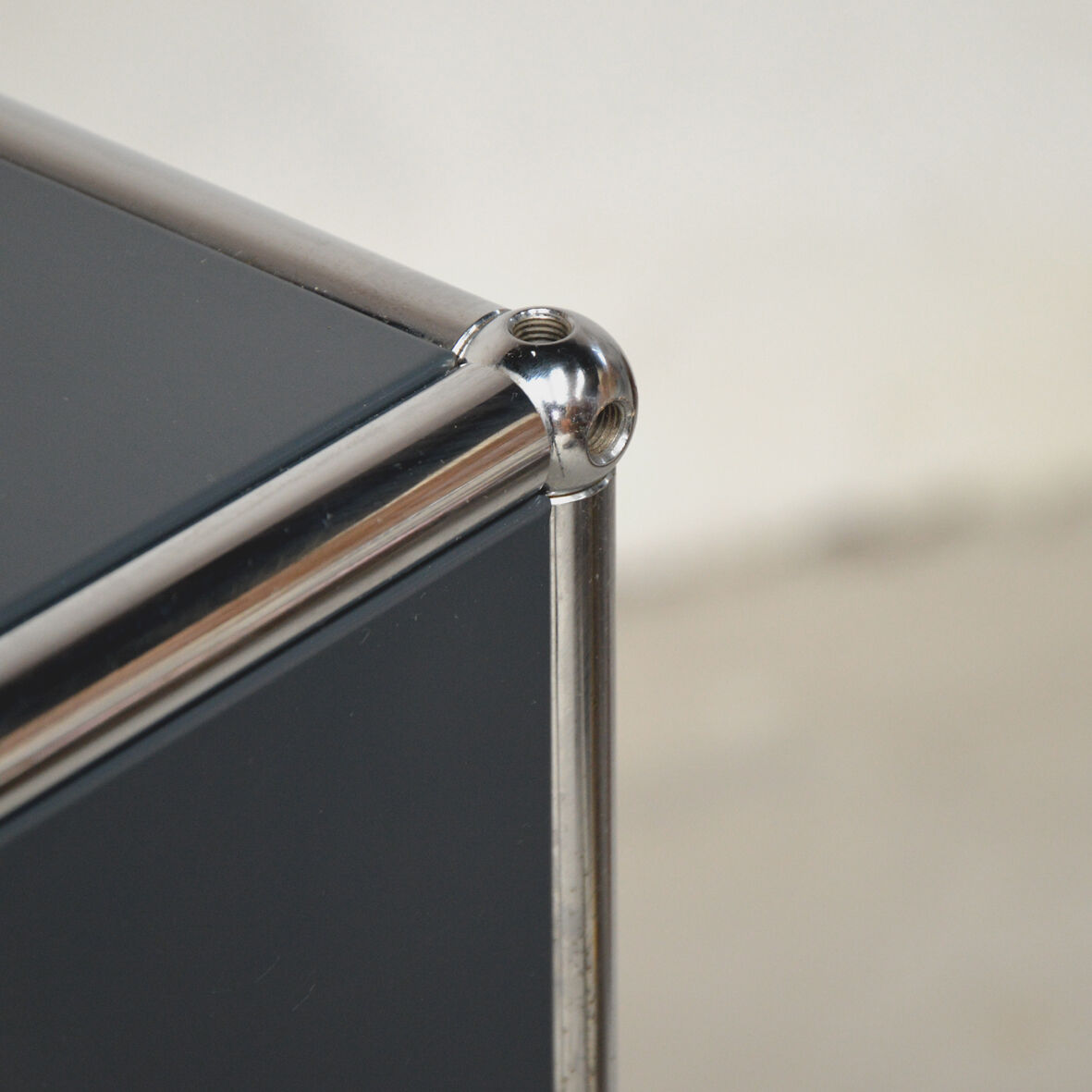 USM Haller storage unit grey