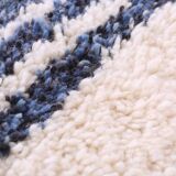 Handmade pure wool rug, size 2/3 m.