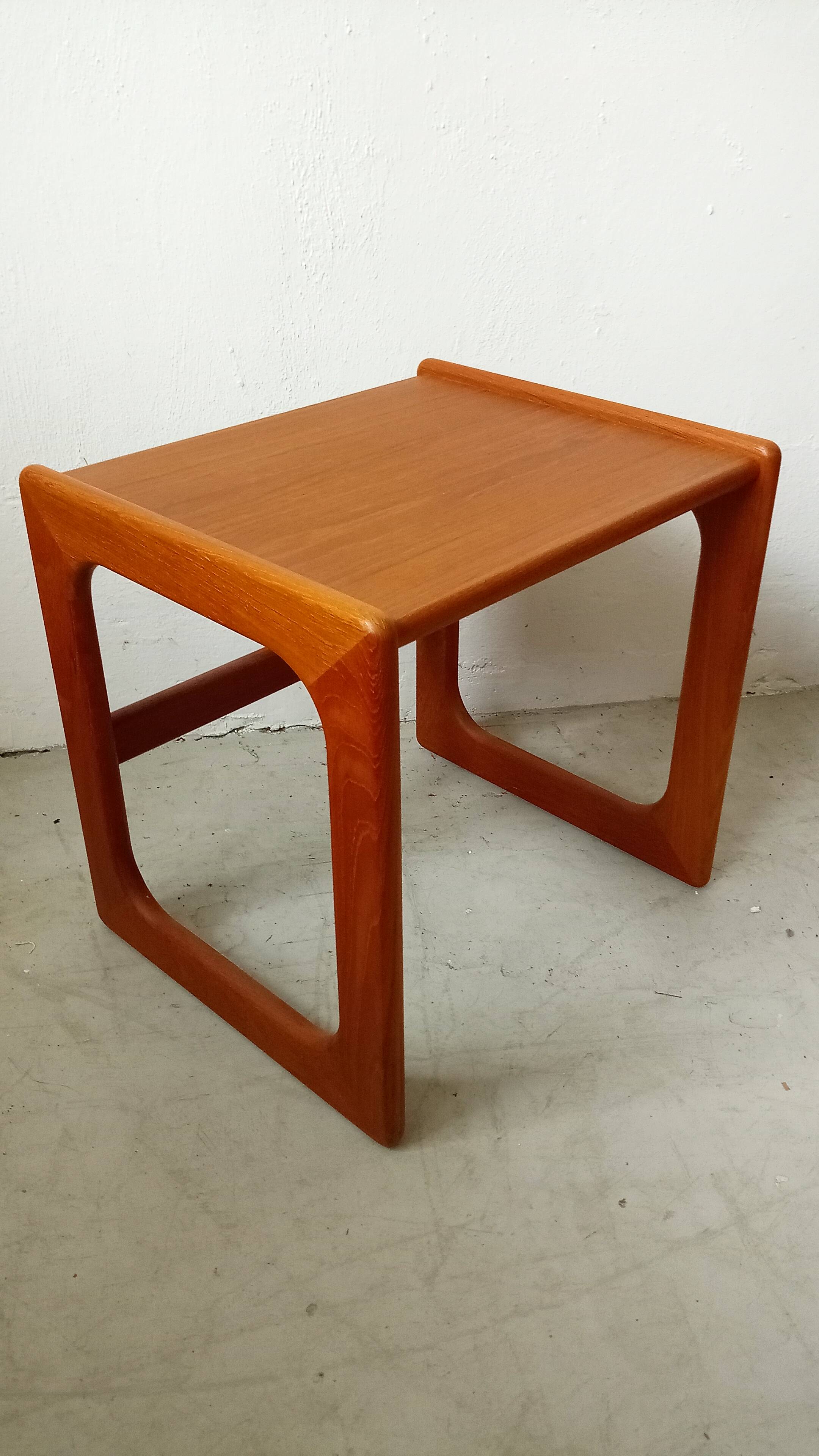 Small danish sidetable in teak by Salin Nyborg