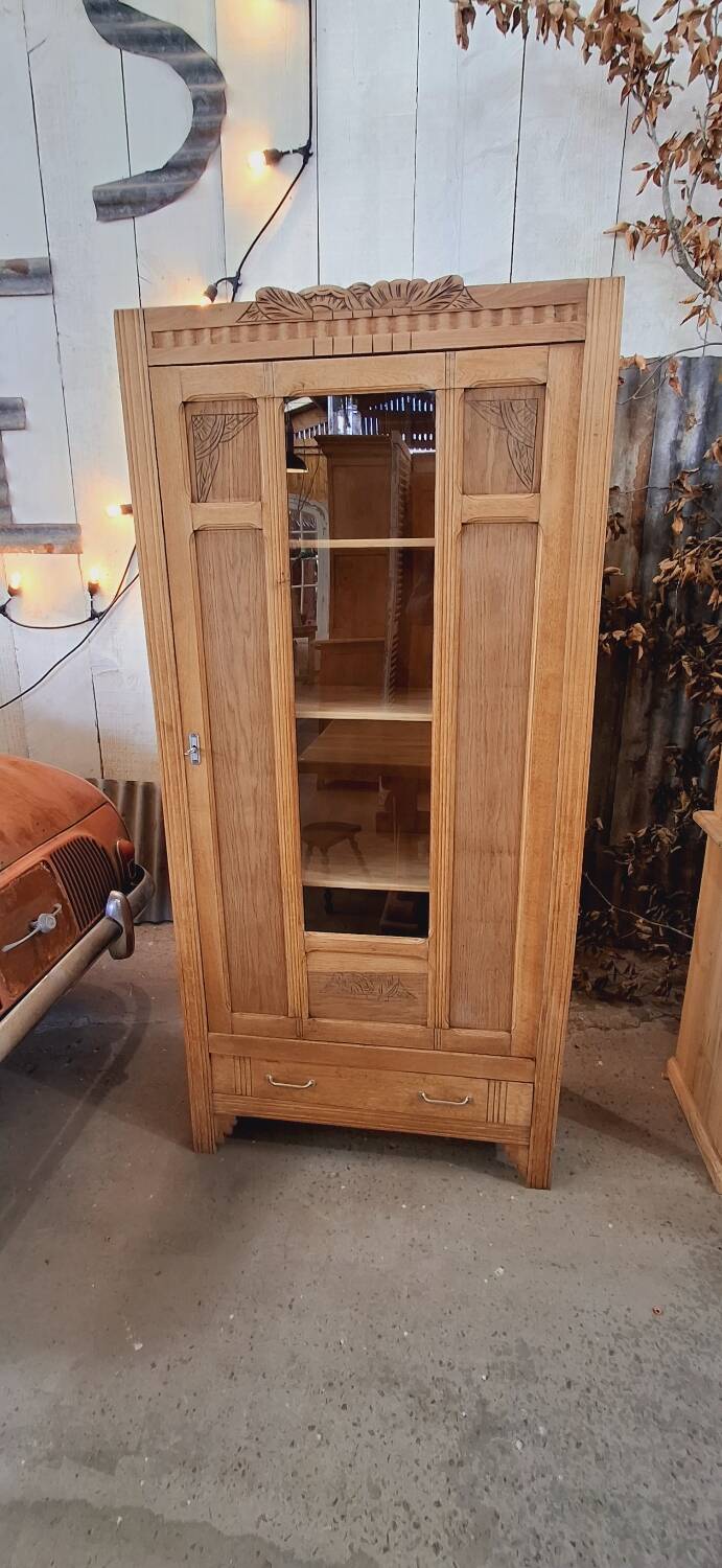Bonnetière vitrée