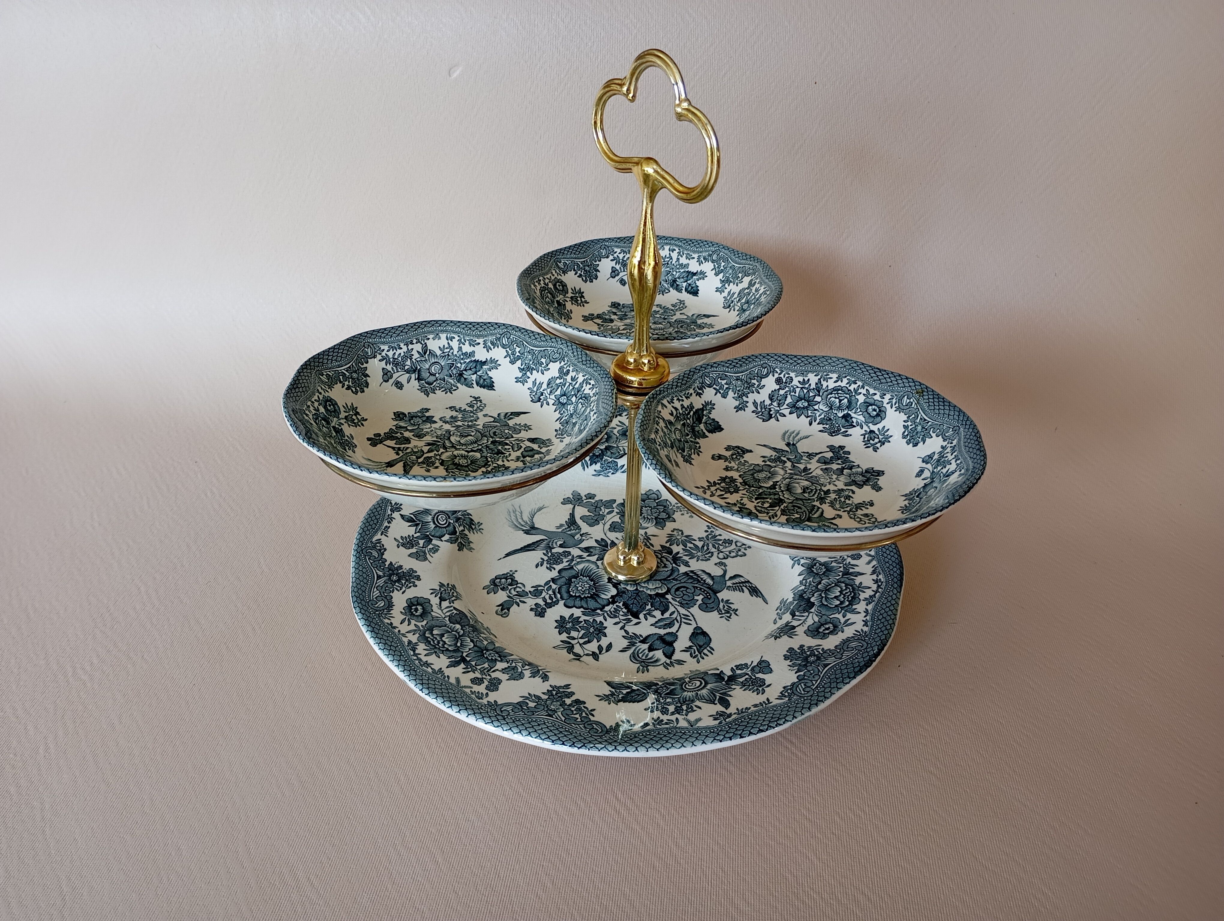 Servant 'Asiatic Pheasants' Enoch Wedgwood