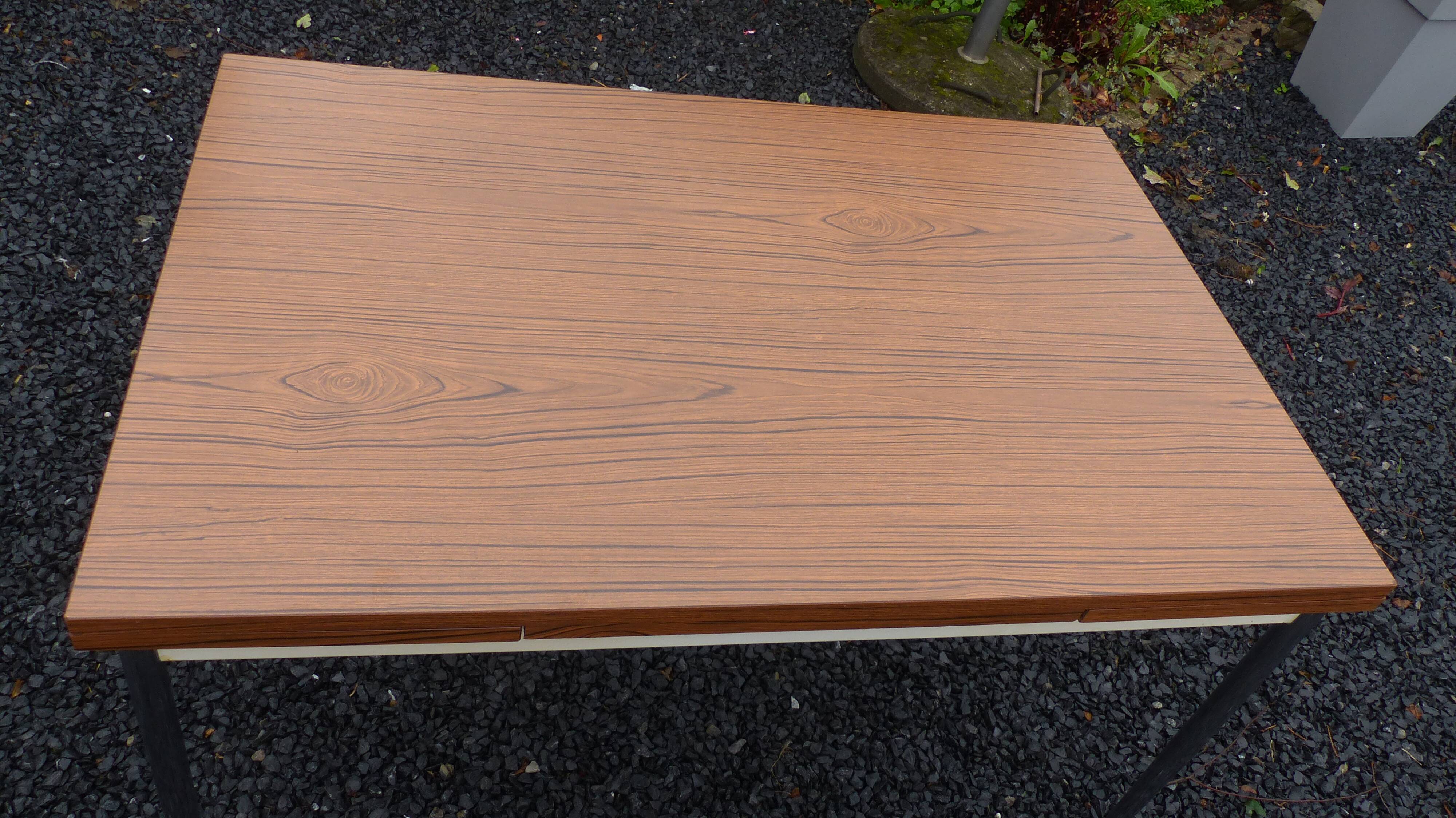 Table de cuisine
