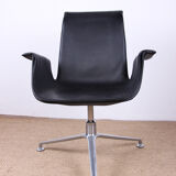 Danish armchair in Leather and Chrome Steel, model FK 6725 or "Tulip chair" by Preben Fabricius.