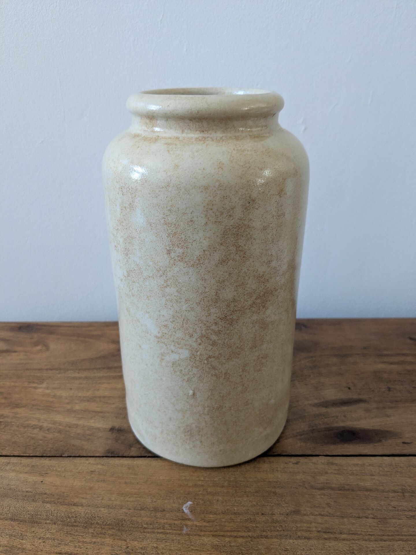 Large stoneware pot