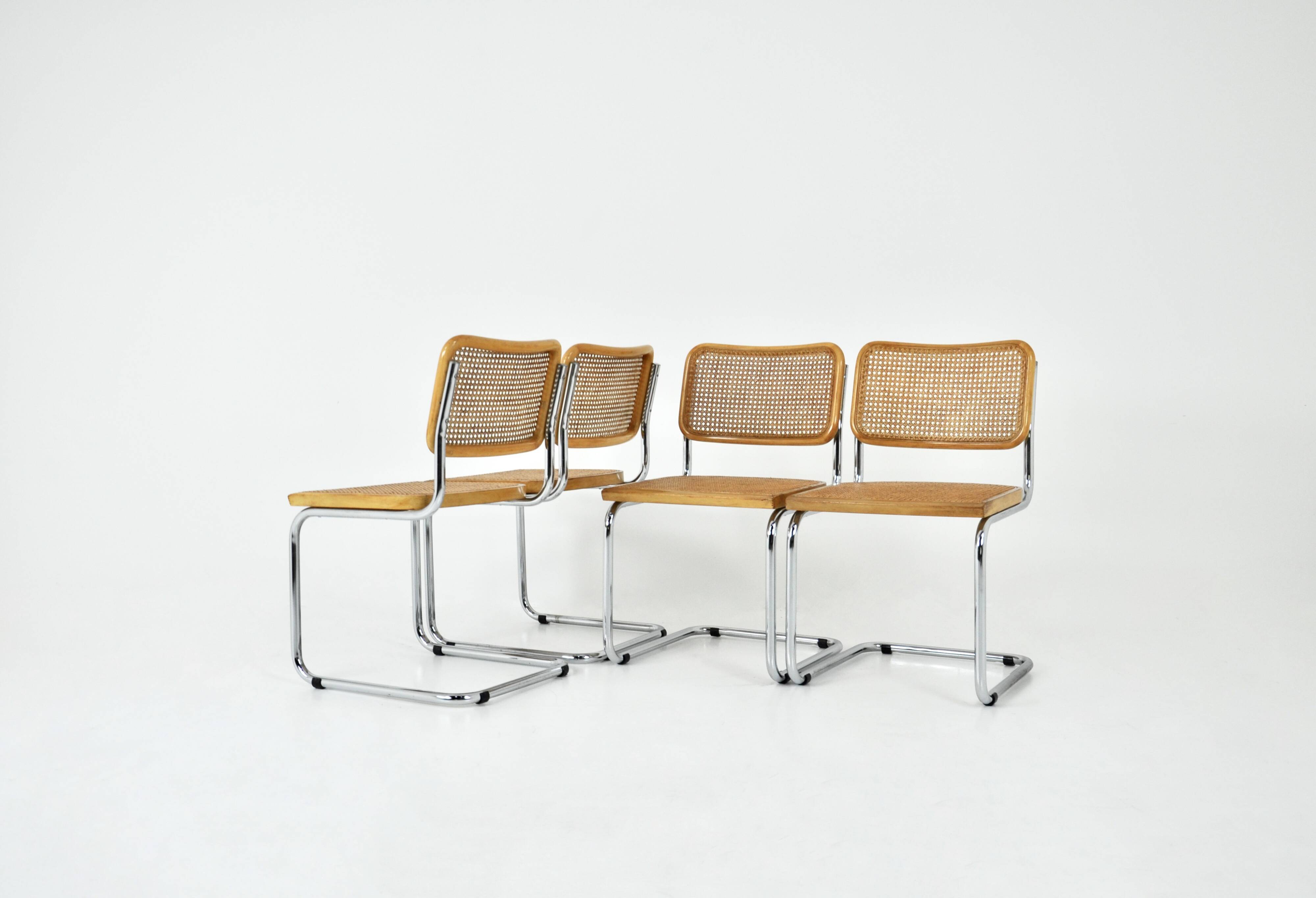 Ensemble de 4 chaises style B32 par Marcel Breuer