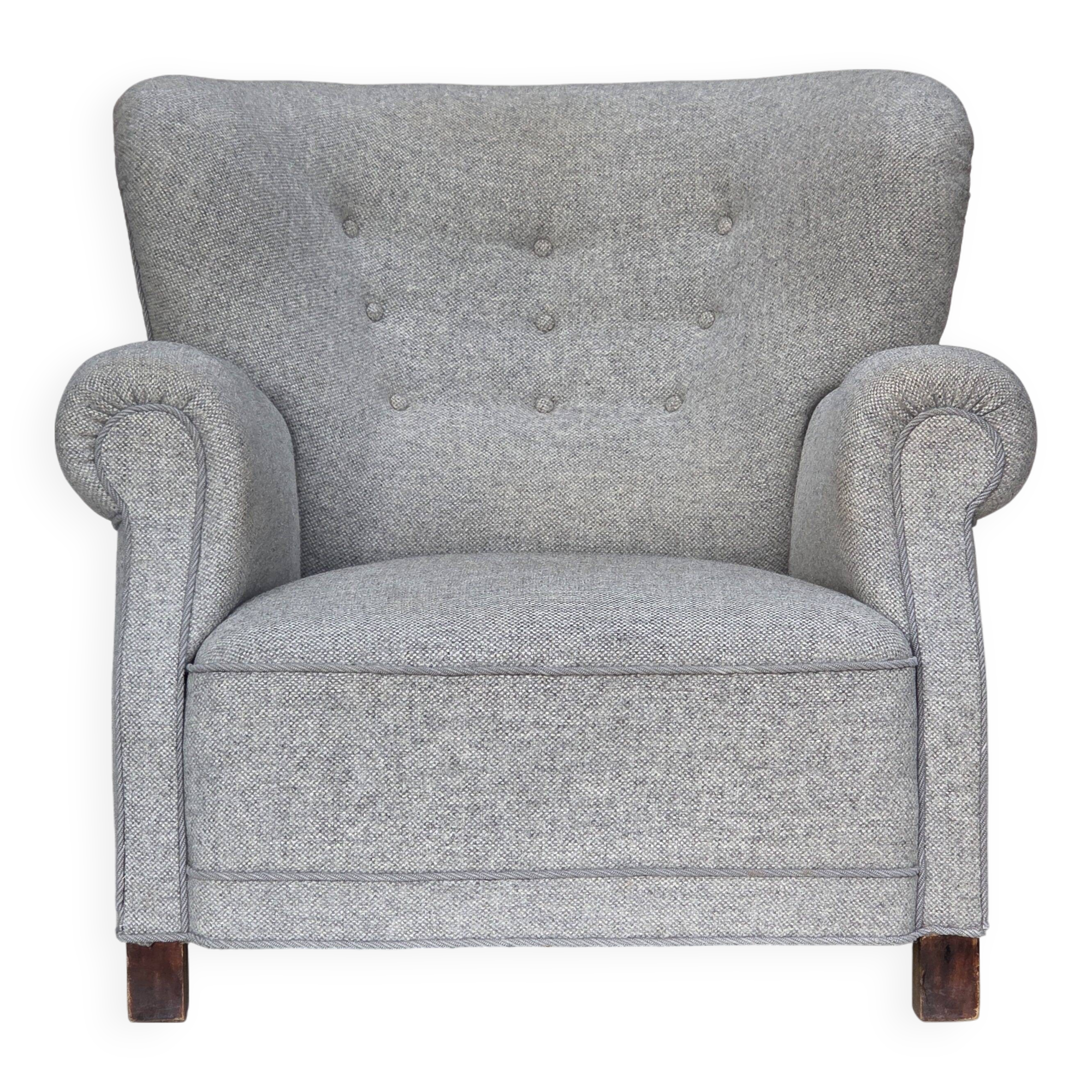 1950s, Danish relax chair by Fritz Hansen, model 1518, grey furniture wool.