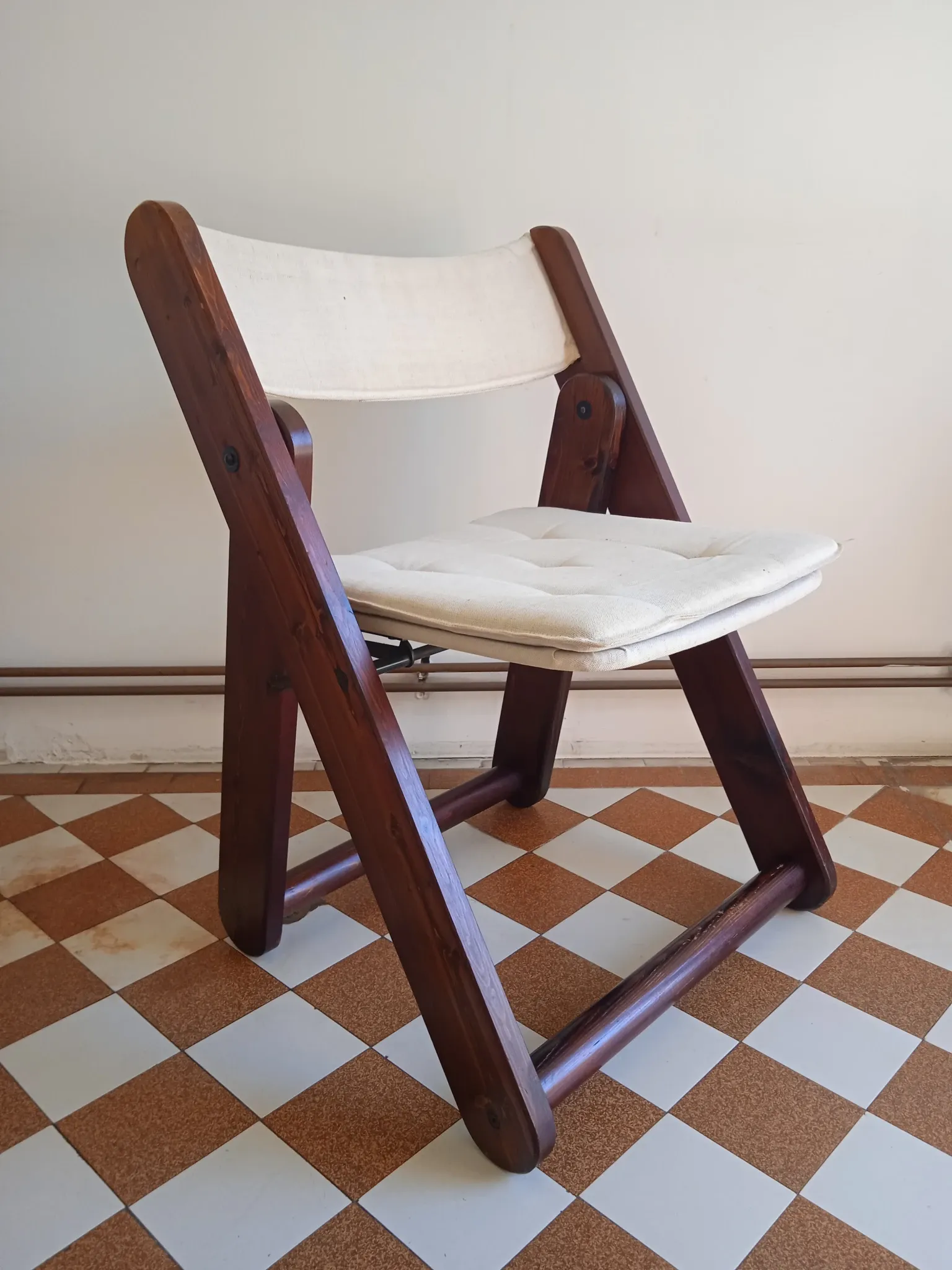 Kon-Tiki chairs