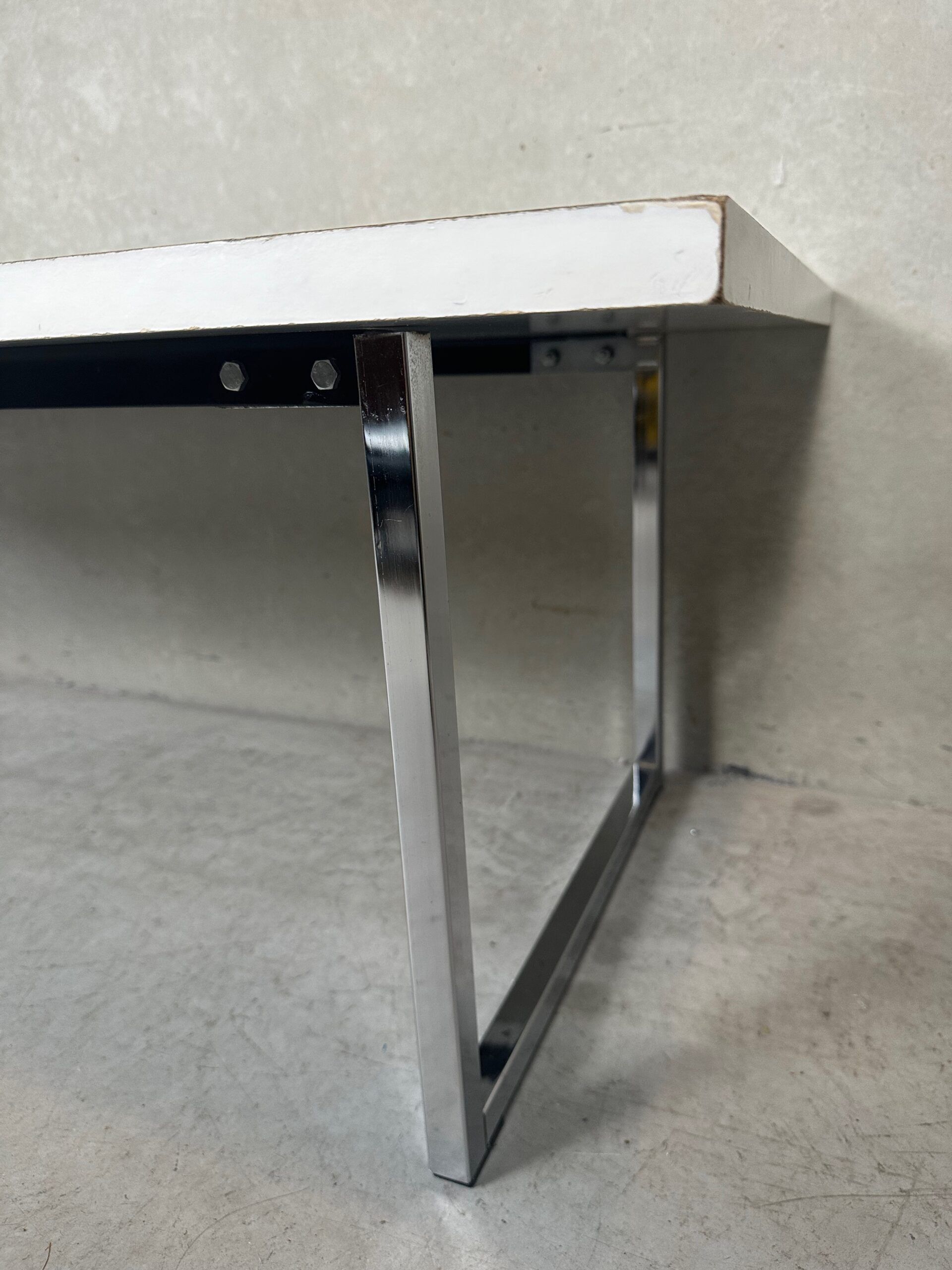 Table en formica vintage – étroite