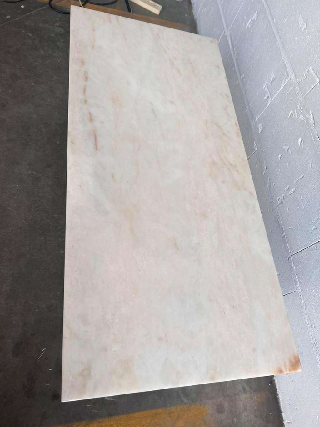 Vintage coffee table 'golden'