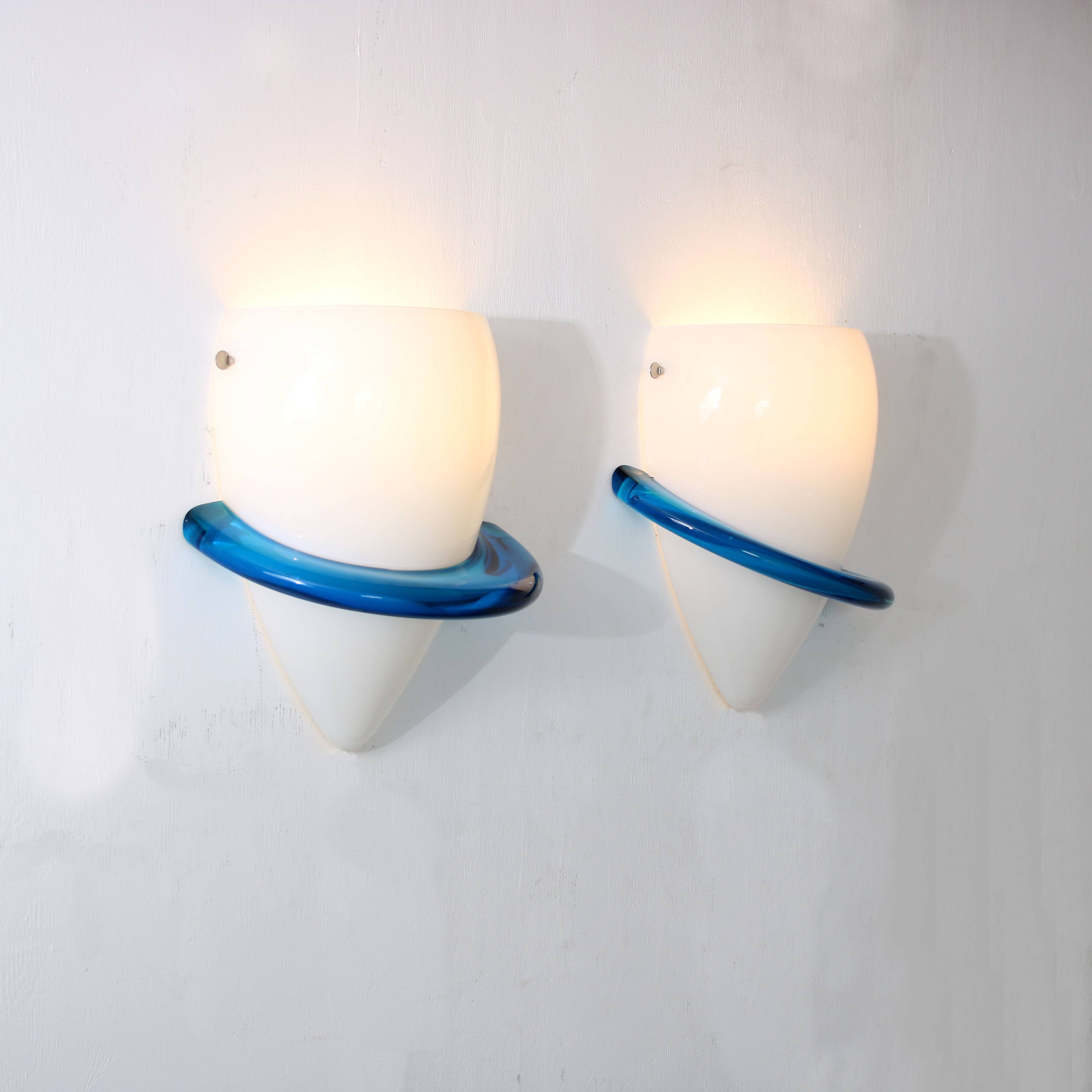 1990s Pair of “Blue Swan” wall lamps by Tinu Aufiero for Venini, Italy