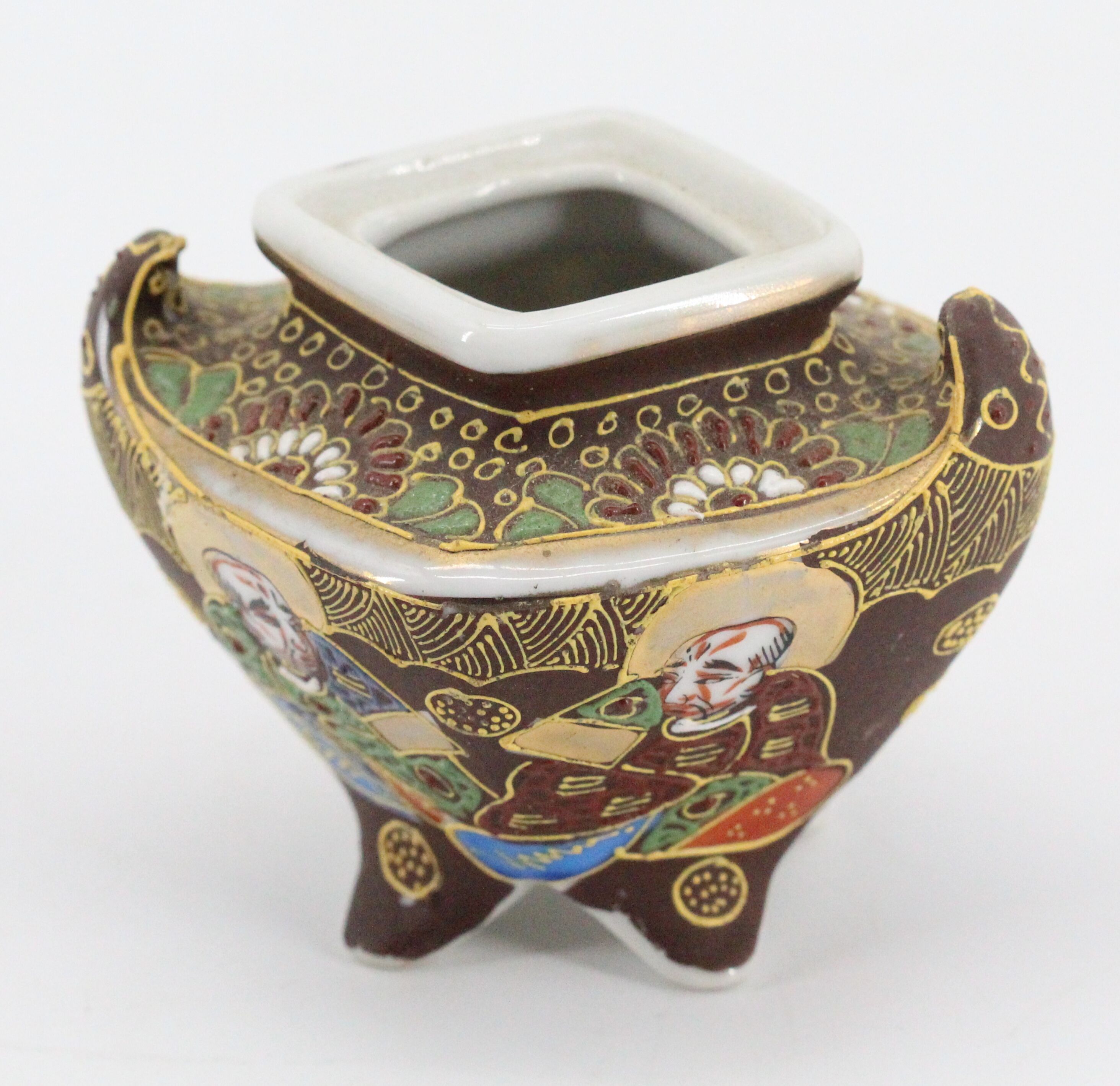 Ancient Japanese vase satsuma