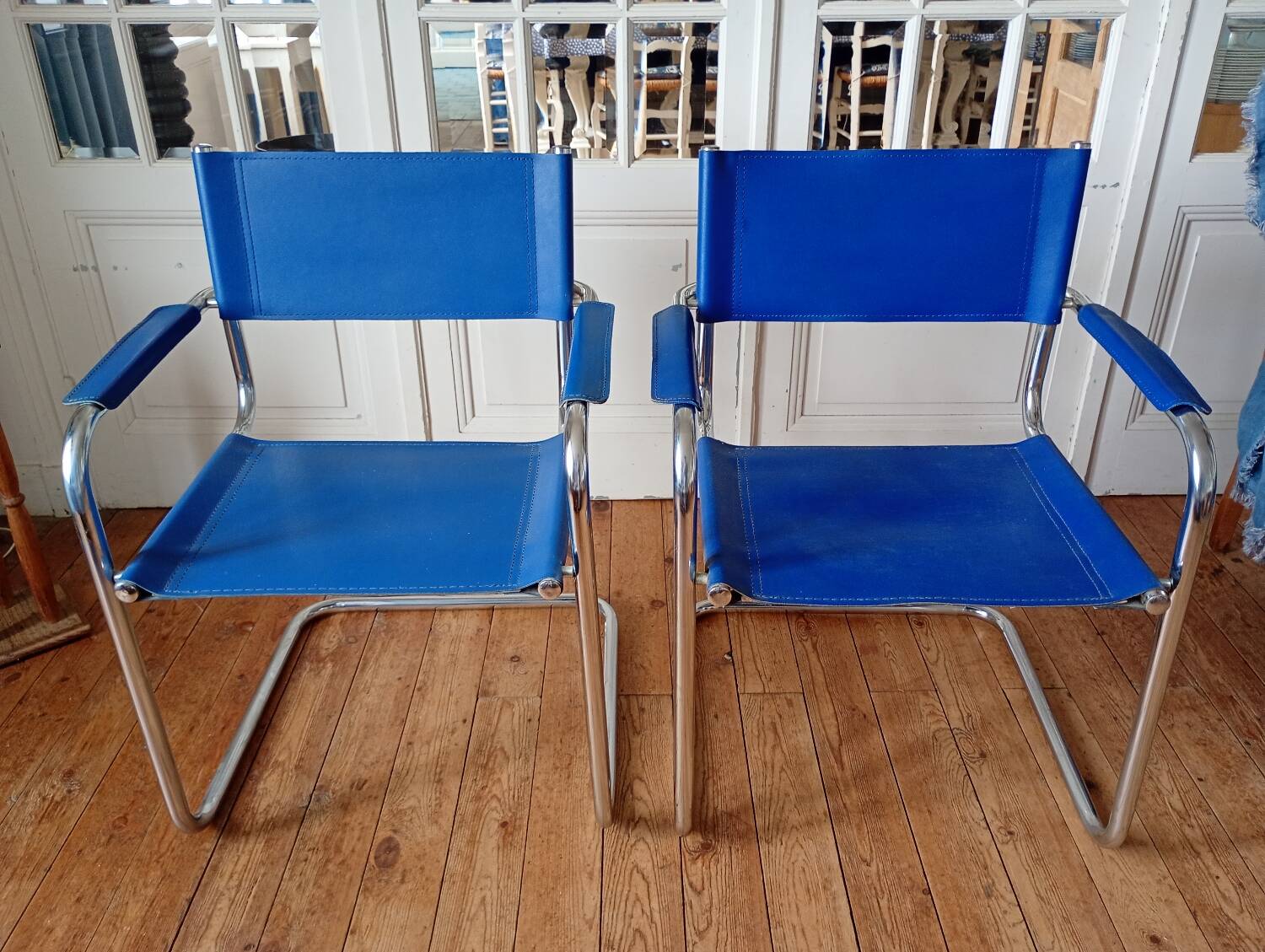 2 Matteo Grassi B34 Armchairs, Blue