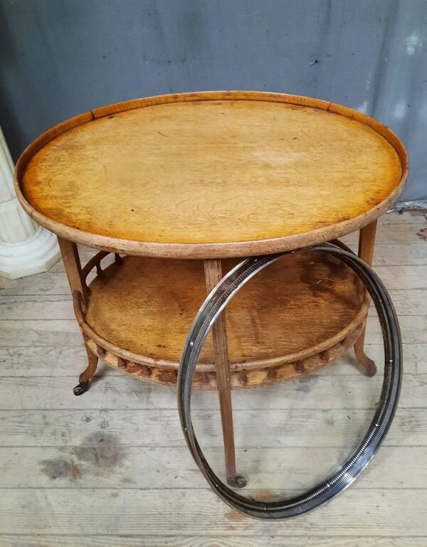 Table à thé ovale anglaise