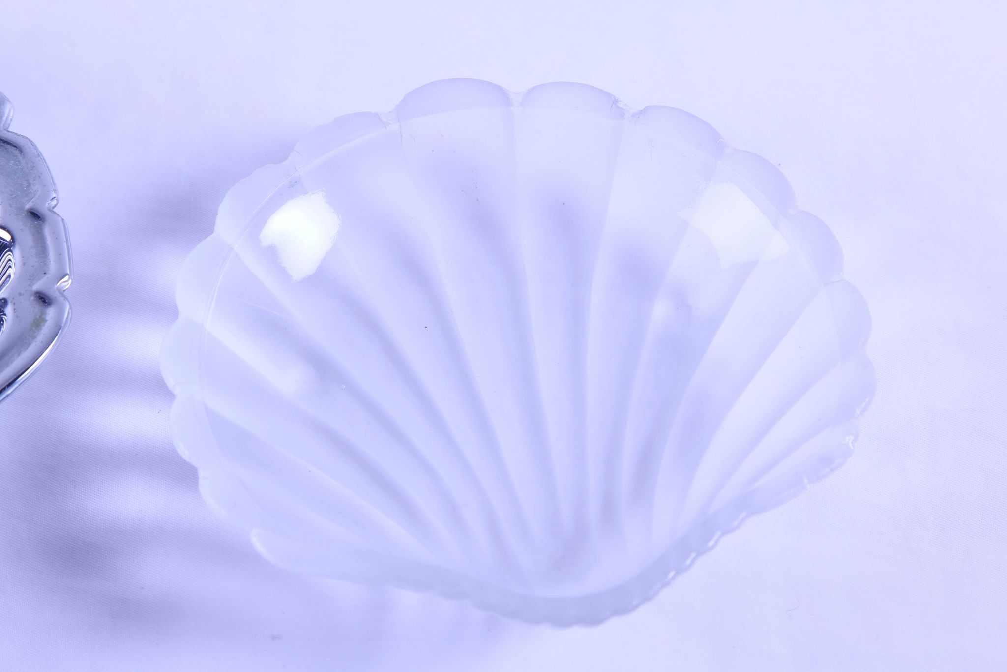 Vide-poche / beurrier coquillage ancien