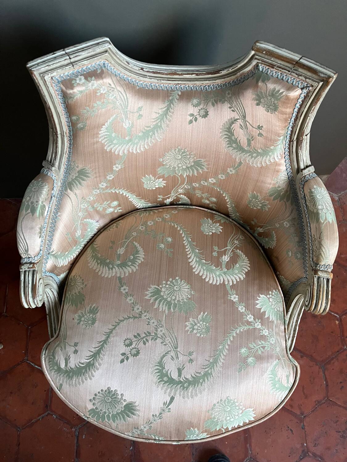 Fauteuil de coiffeur style louis XVI Type bergere
