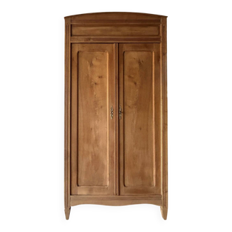 Armoire parisienne ancienne rénovée