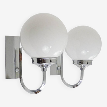 Pair of space age wall lights in chrome metal and opaline globe. 70s