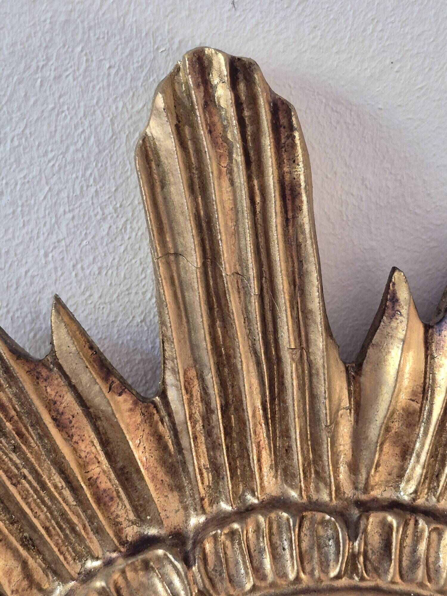 Golden sun mirror in wood, vintage, 1950s, made in Italy.