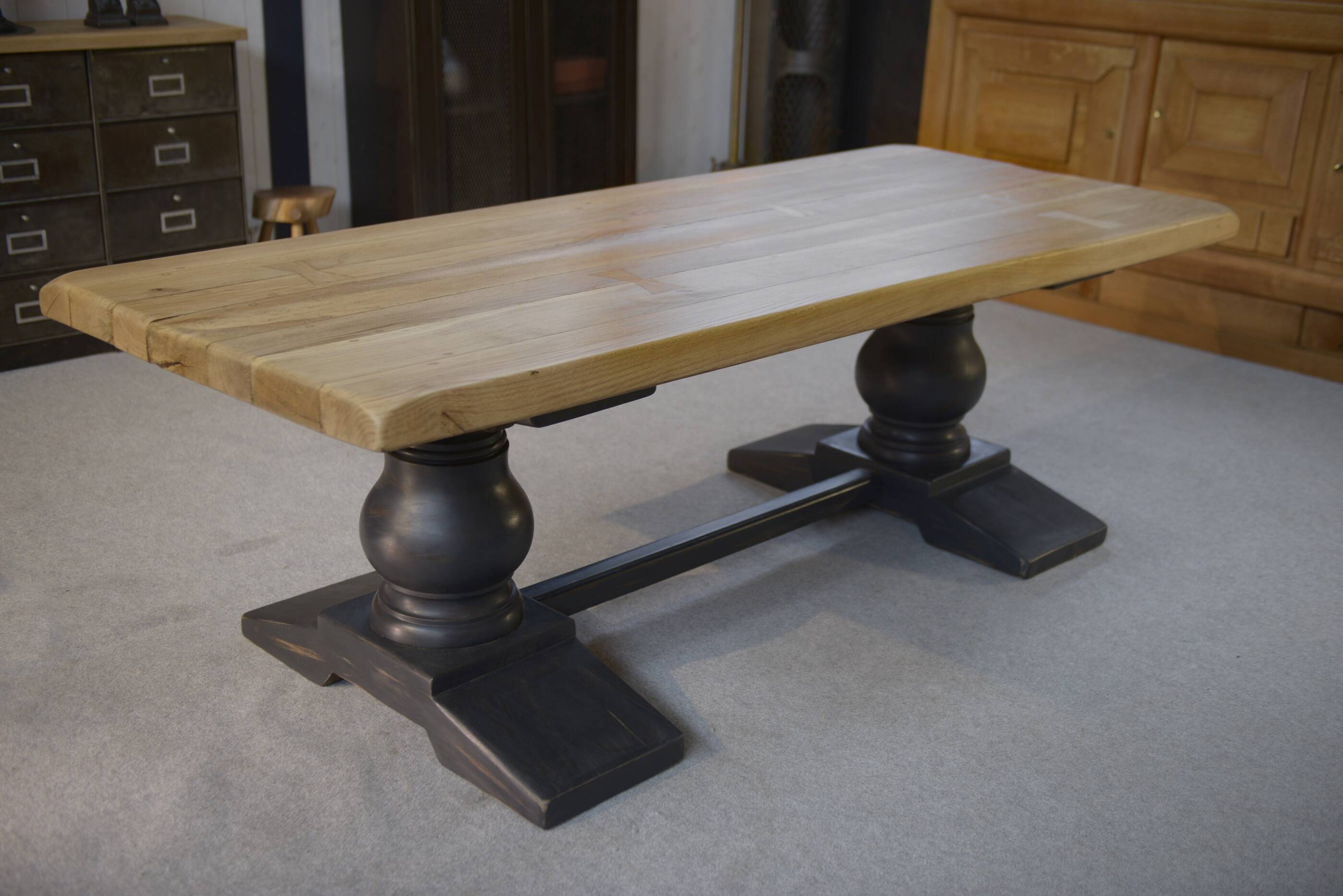 Antique monastery table in solid oak, dovetail joint, 20th century