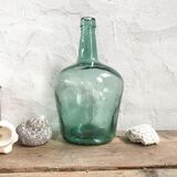 Duo of ladies Jeanne