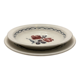 Set of two dishes