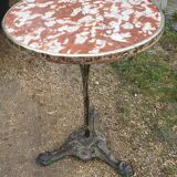 Pedestal bistro table