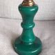 Pied de lampe en verre de couleur vert