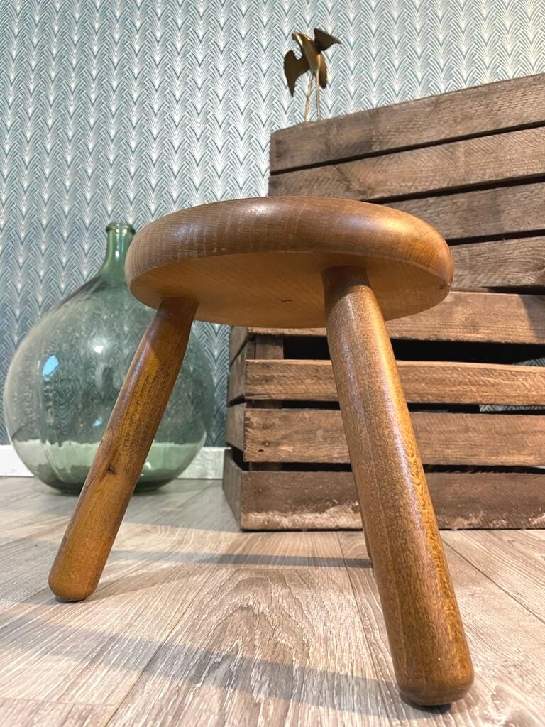 Tripod tabouret