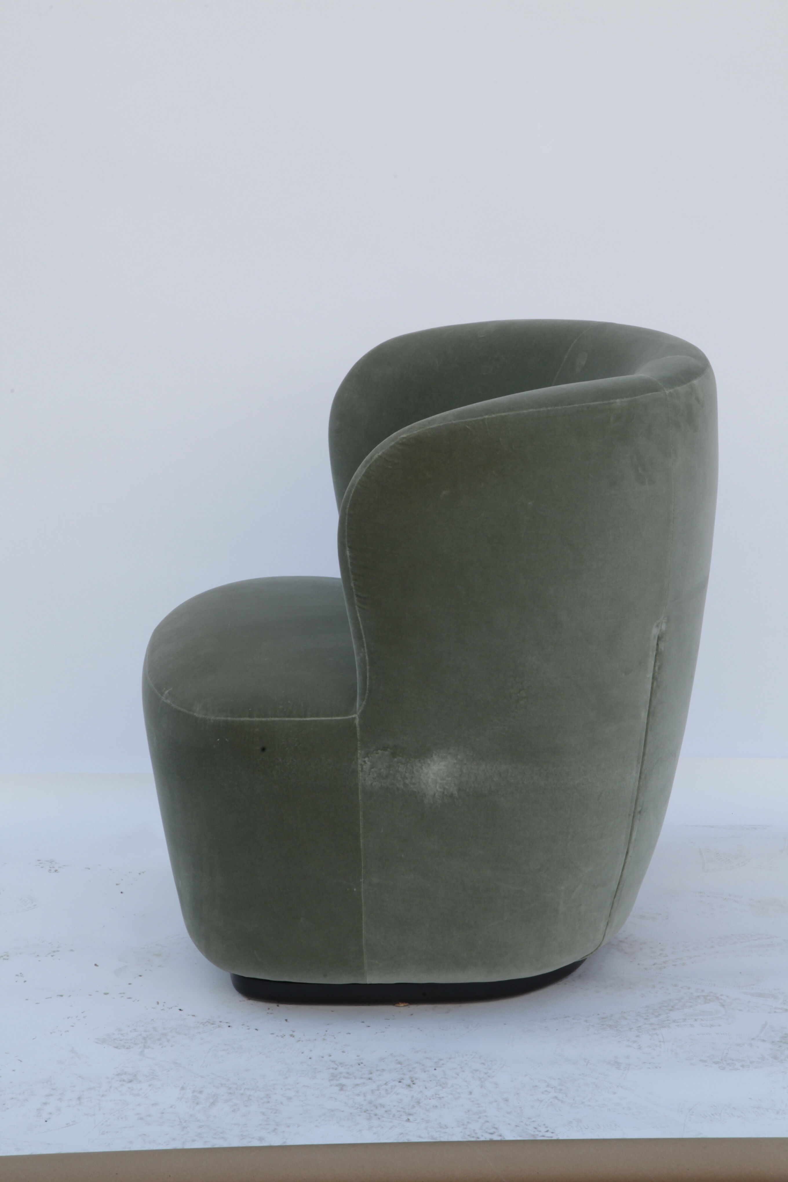 Velvet armchair swivel