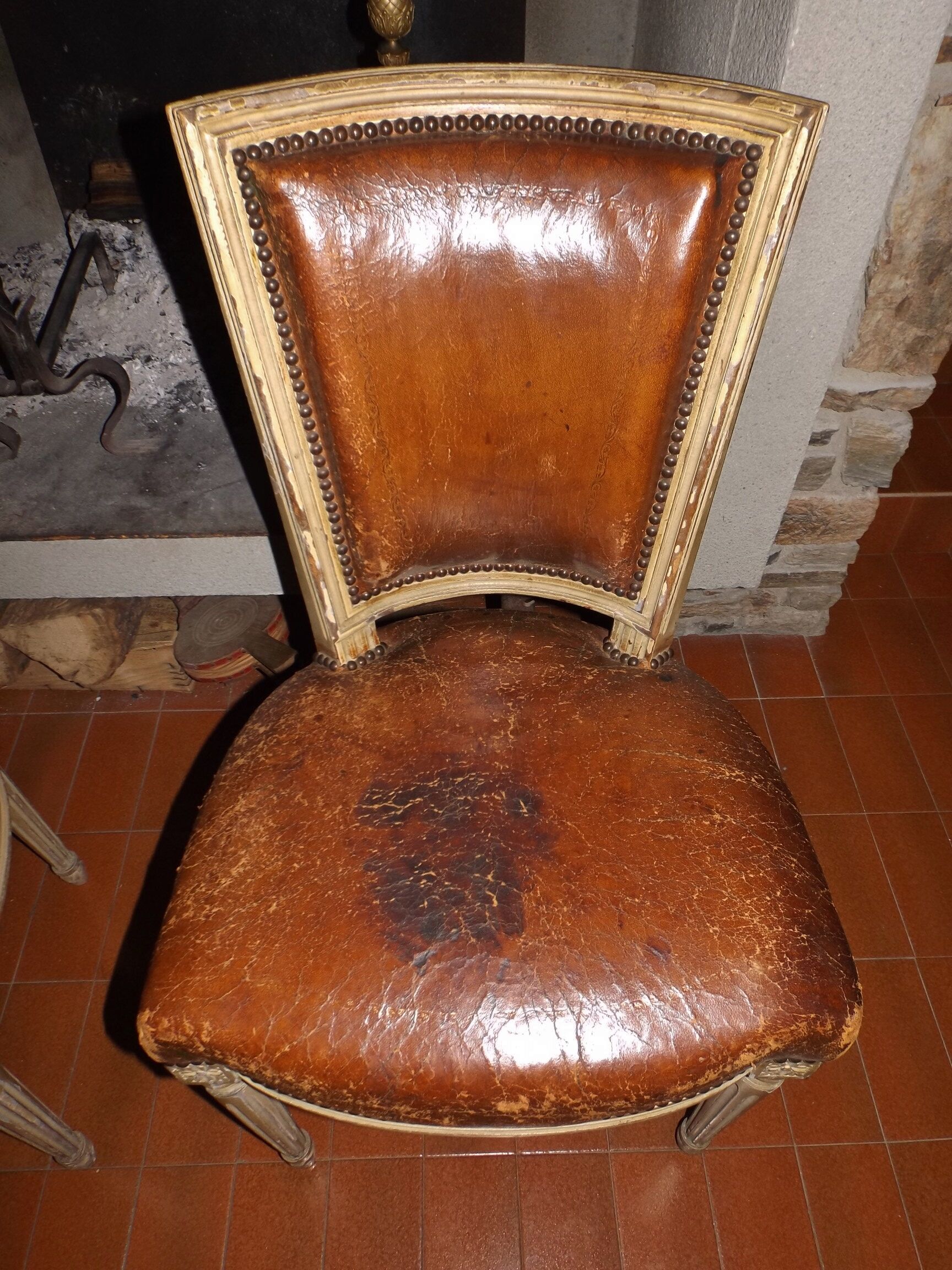 Pair of chairs carts Louis XVI garnish fine leather XIX