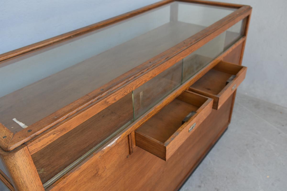 Jeweller's bank of the 1940s