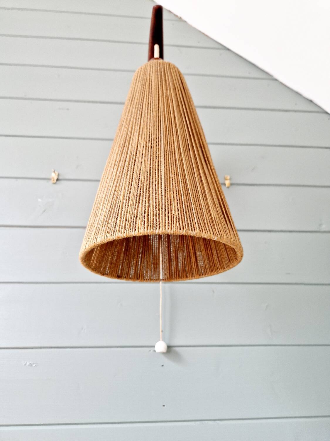 Scandinavian teak and sisal rope wall light, Temde, 1950-60