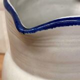 Broc pitcher in sandstone of the rock