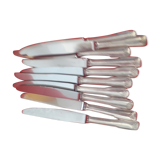 10 silver metal knives". Shell model.